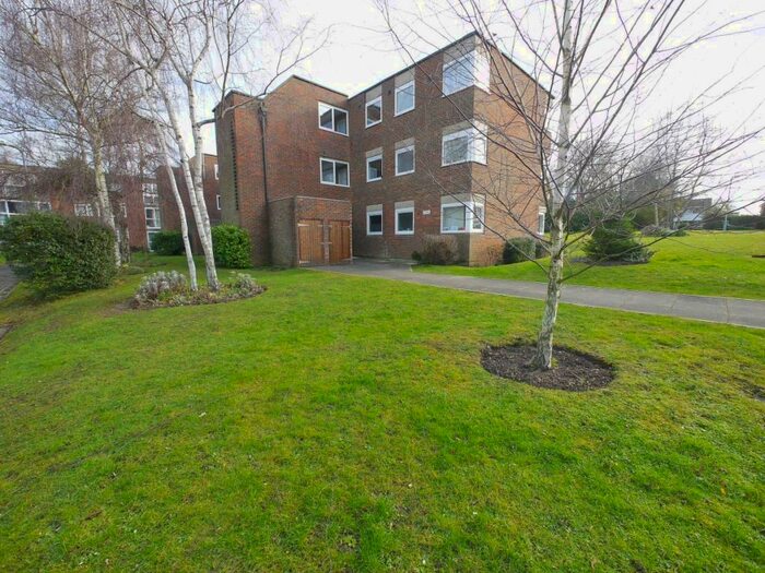 2 Bedroom Flat To Rent In Dormans Close, Northwood, HA6