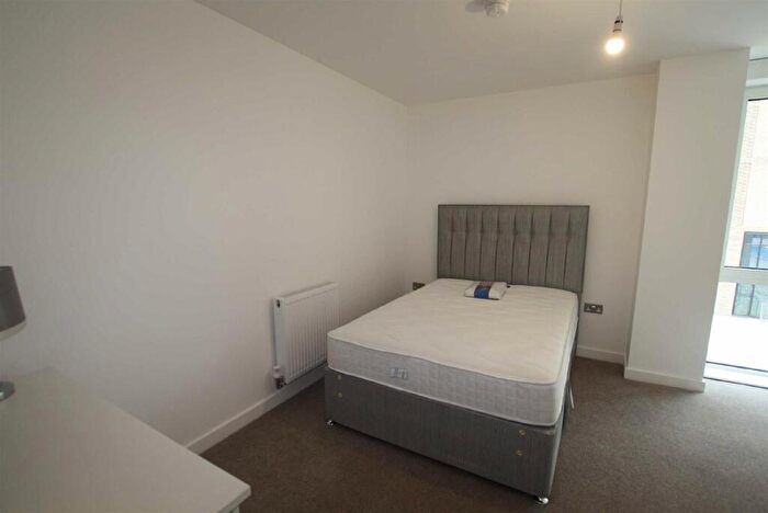 2 Bedroom Apartment To Rent In Middlewood Locks, Lockgate Square, M5