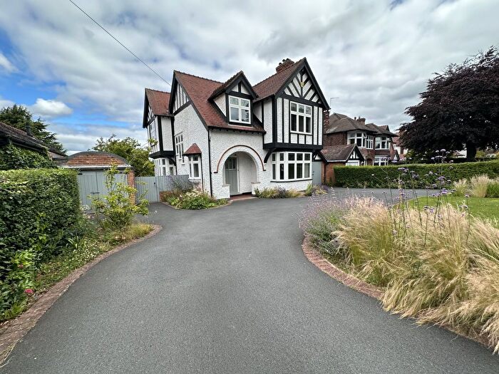 4 Bedroom Detached House To Rent In Dovedale Road, West Bridgford, Nottingham, Nottinghamshire, NG2