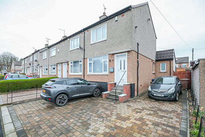 3 Bedroom End Of Terrace House For Sale In Fauldswood Crescent, Paisley, PA2
