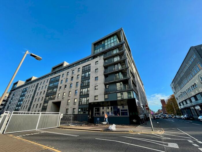 2 Bedroom Flat To Rent In Wallace Street, Glasgow, G5