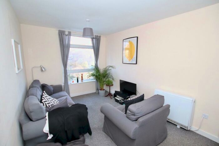2 Bedroom Apartment To Rent In Bedroom Apartment | City Centre | Available Now, SO14