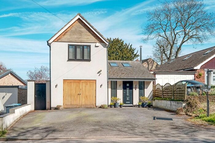 4 Bedroom Detached House For Sale In Valley Road, Earlswood, B94