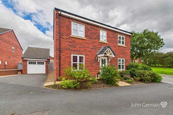 4 Bedroom Detached House For Sale In Lower Pingle Road, Ashbourne, DE6