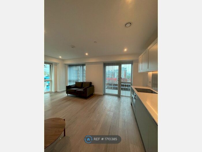 1 Bedroom Flat To Rent In Galleria House, London, E16