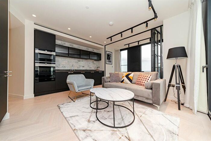 2 Bedroom Apartment To Rent In One Crown Place, Sun Street, Hackney, London, EC2A