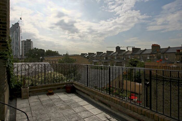 2 Bedroom Apartment To Rent In Austral Street, Kennington, London, SE11
