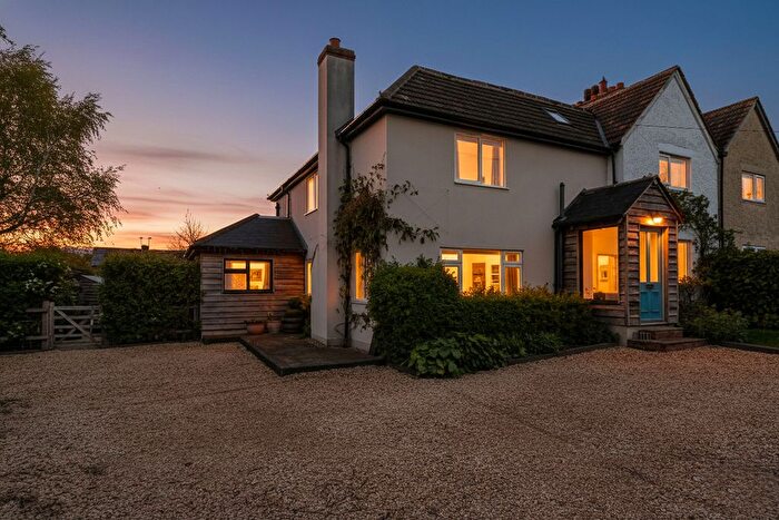 5 Bedroom Semi Detached House For Sale In Cross Road, Cholsey, OX10