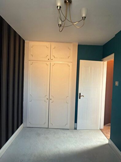 3 Bedroom Terraced House To Rent In Temple Road, London, E6