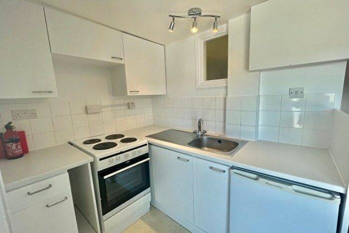 1 Bedroom Flat To Rent In North Walls, Winchester, SO23