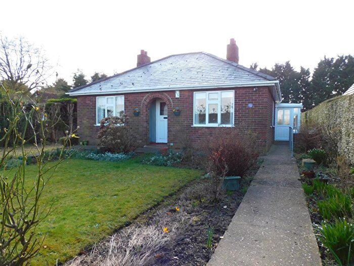 3 Bedroom Detached Bungalow For Sale In Woad Lane, Long Sutton, PE12