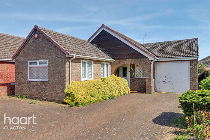 3 Bedroom Detached Bungalow For Sale In Sherwood Drive, Clacton-On-Sea, CO15