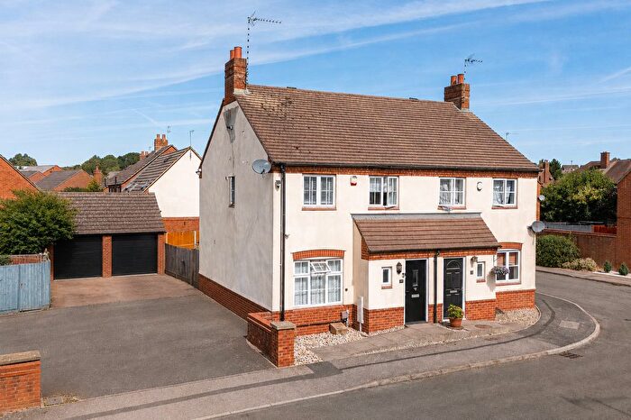 3 Bedroom Semi Detached House For Sale In Brook Drive, Ratby, Leicester, Leicestershire, LE6