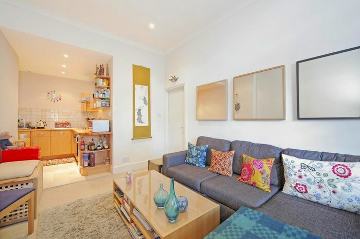 1 Bedroom Flat To Rent In Westbourne Terrace, London, W2