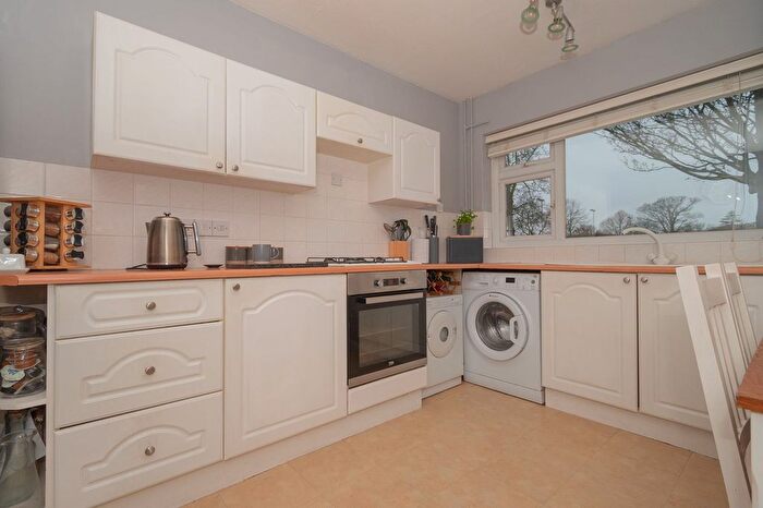3 Bedroom End Of Terrace House For Sale In Holly Road, Ramsgate, CT11