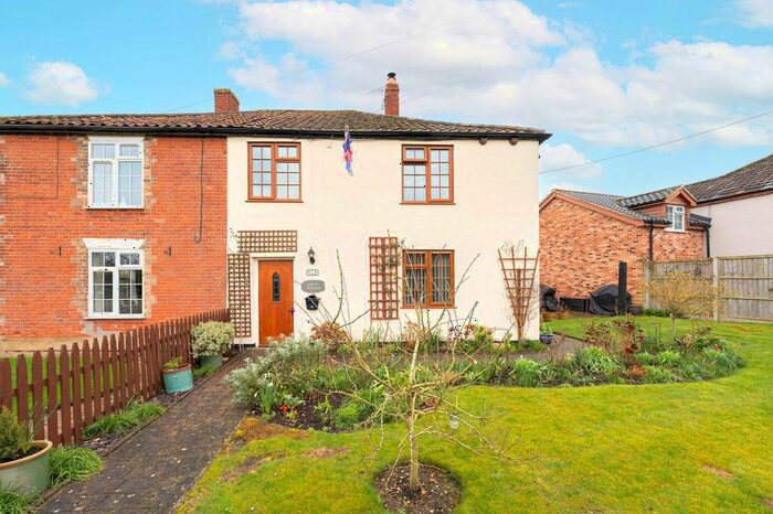 3 Bedroom Semi-Detached House For Sale In Hills Road, Saham Hills, Thetford, IP25