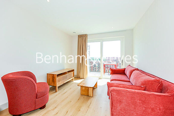1 Bedroom Apartment To Rent In Draper House, Aerodrome Road, NW9