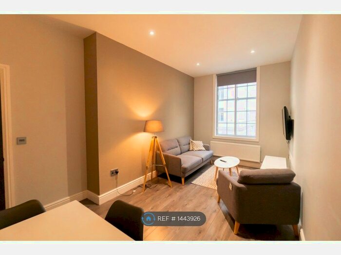 2 Bedroom Flat To Rent In Water Street, Liverpool, L2