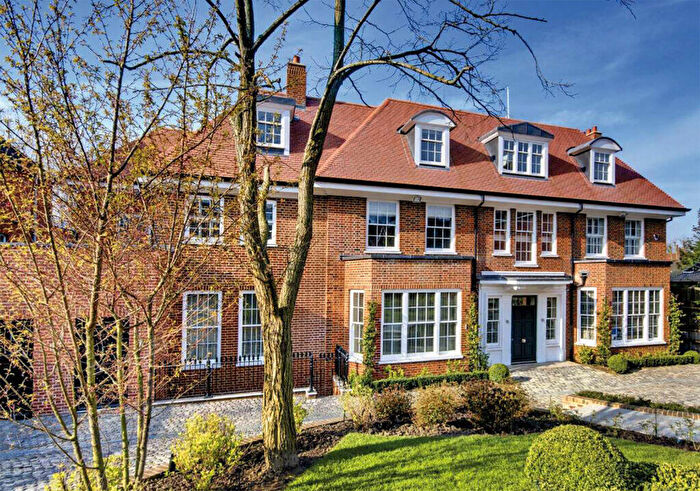 8 Bedroom Detached House To Rent In Bracknell Gardens, Hampstead, London, NW3
