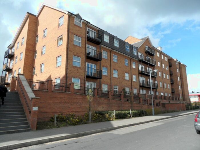 1 Bedroom Flat To Rent In Holly Street, Luton, LU1