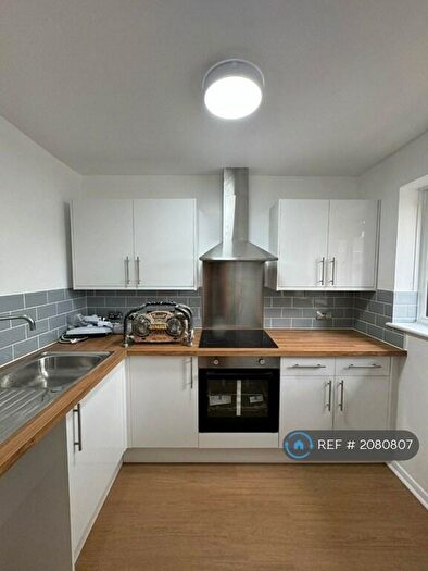 1 Bedroom Flat To Rent In Gosmore Court, London, N9