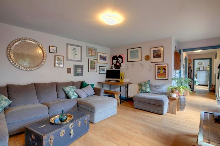 1 Bedroom Flat For Sale In Whidborne Mews, Ash Hill, Bishopsteignton, Teignmouth, TQ14