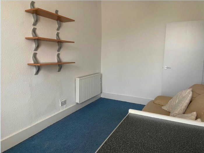 1 Bedroom Flat To Rent In Taylors Lane, Dundee, DD2