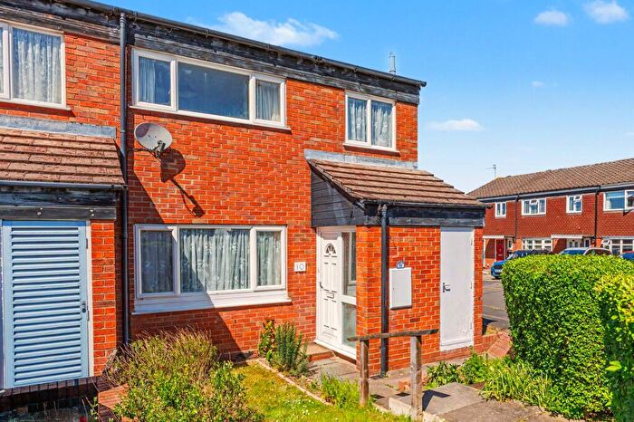 3 Bedroom End Of Terrace House For Sale In Dudley Green, Leamington Spa, CV32