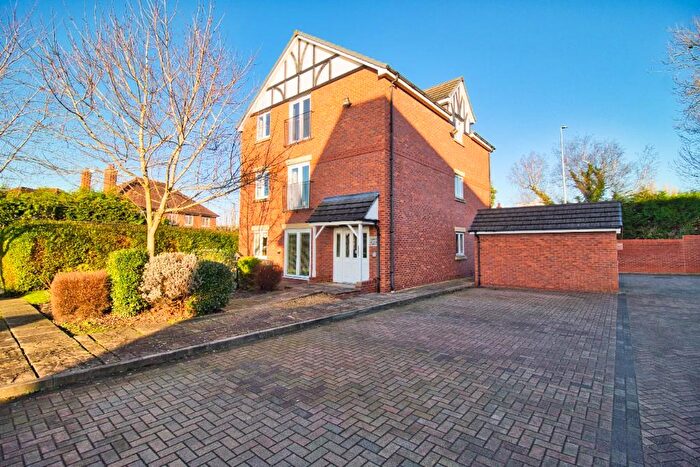 2 Bedroom Apartment To Rent In Springfield Drive, Crewe, Cheshire, CW2