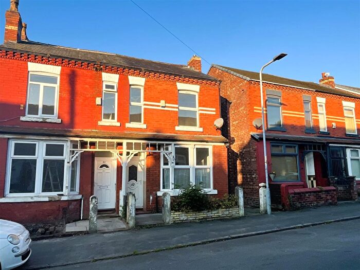 3 Bedroom Terraced House To Rent In Dunstable Street, Levenshulme, Manchester, M19
