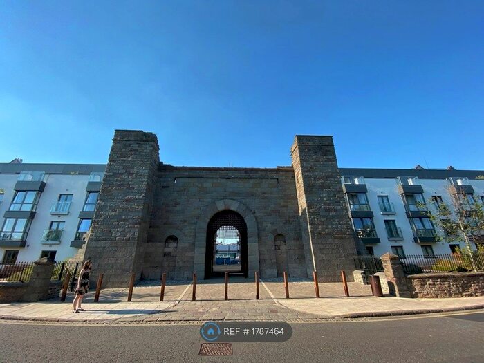 2 Bedroom Flat To Rent In The Gateway, Bristol, BS1