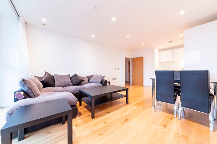 1 Bedroom Flat To Rent In Thanet Tower, Caxton Street North, Canning Town, London, E16