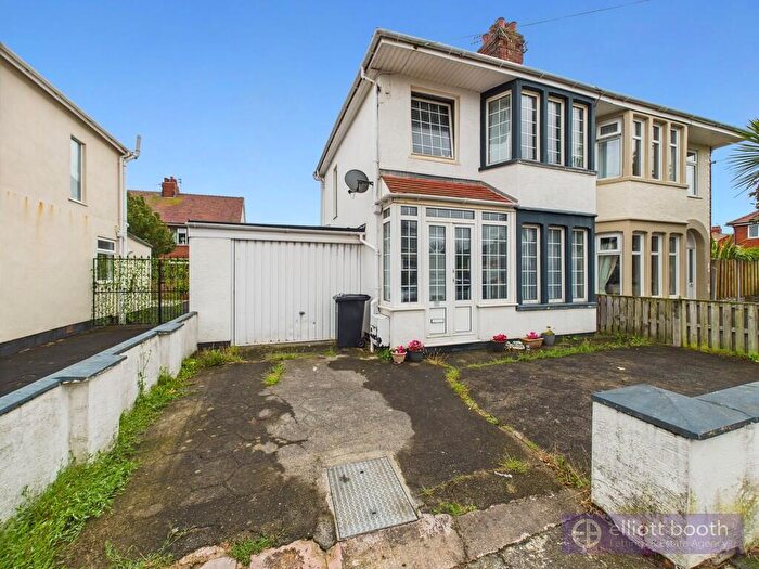 3 Bedroom Semi-Detached House For Sale In Cheddar Avenue, FY4
