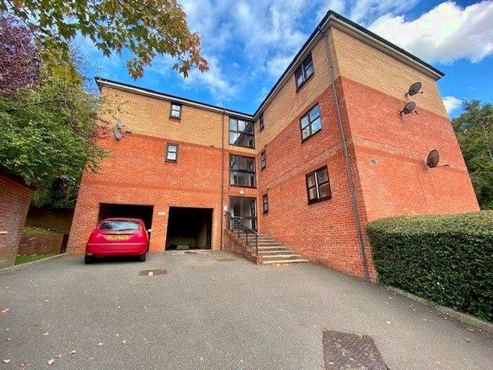 1 Bedroom Apartment To Rent In Bracklesham Close, Southampton, Hampshire, SO19