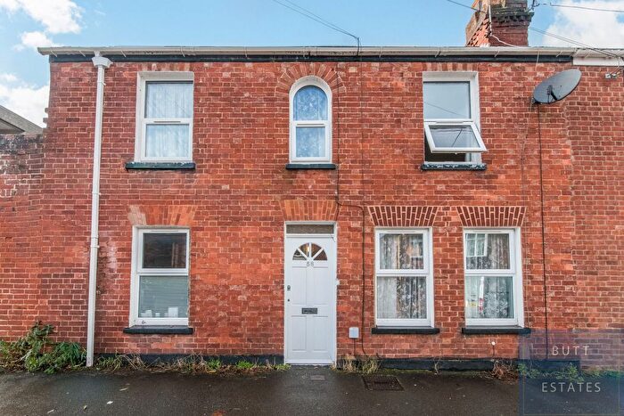 2 Bedroom End Terrace House For Sale In Roseland Avenue, Exeter, EX1
