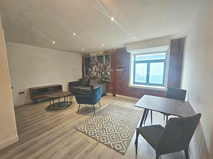 1 Bedroom Duplex To Rent In Conditioning House, Cape Street, Bradford, West Yorkshire, BD1