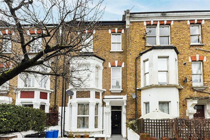 2 Bedroom Flat For Sale In Fordingley Road, London, W9