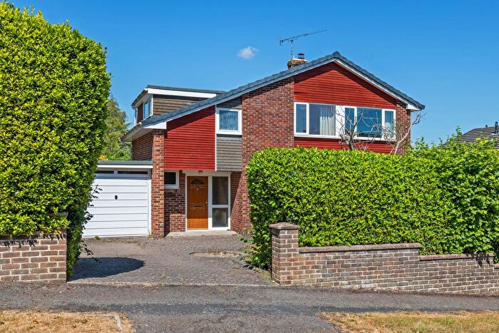4 Bedroom Detached House For Sale In Ashmore Road, Winchester, SO22