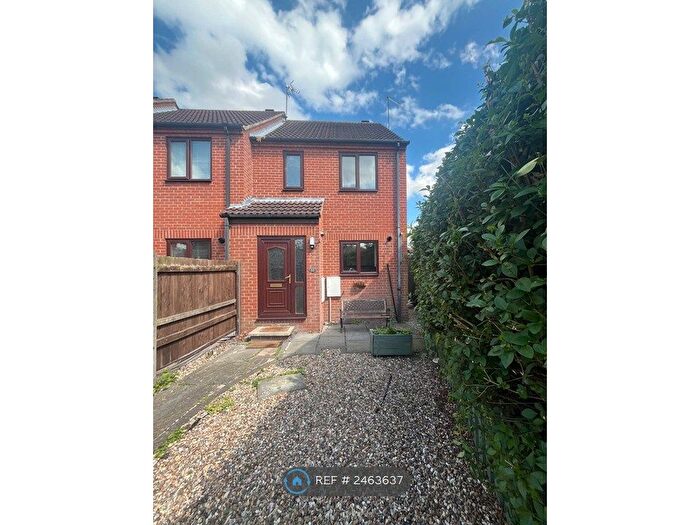 3 Bedroom End Of Terrace House To Rent In Albion Court, Beverley, HU17