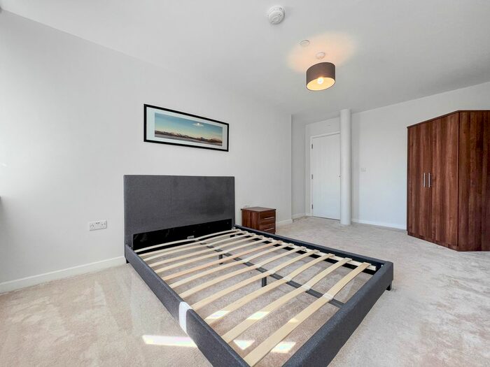 2 Bedroom Flat To Rent In Atkinson Street, Leeds, LS10