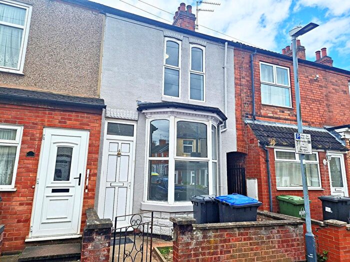 3 Bedroom Terraced House To Rent In Sandown Road, Rugby, Warwickshire, CV21