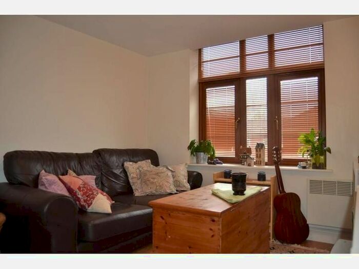 1 Bedroom Flat To Rent In Vulcan Court, Cathays, CF24