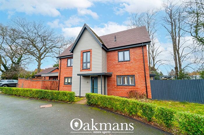 4 Bedroom Detached House For Sale In New House Farm Drive, Northfield, Birmingham, B31