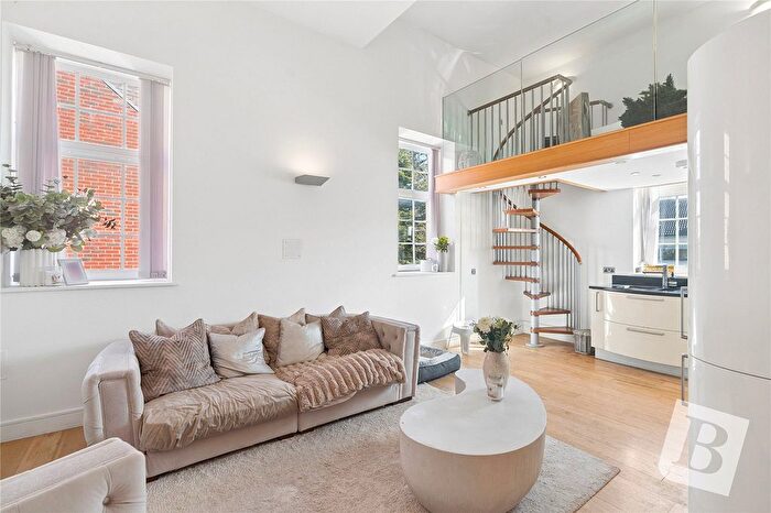 2 Bedroom Flat For Sale In Exchange House, Butts Green Road, Hornchurch, RM11