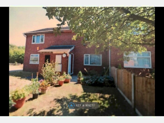 1 Bedroom Flat To Rent In Melton Avenue, Leeds, LS10