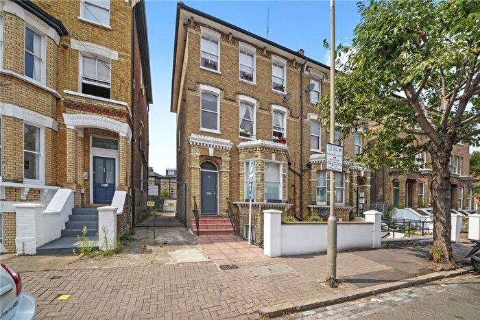 1 Bedroom Flat To Rent In Ramsden Road, Balham, SW12