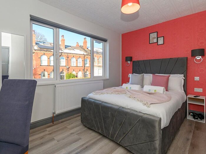 1 Bedroom Flat To Rent In City Of Leeds, LS12