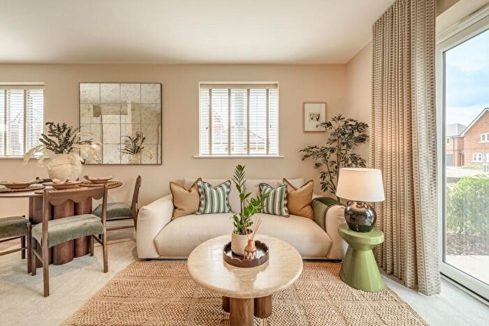 1 Bedroom Apartment For Sale In Wallingford Road, Wallingford, OX10