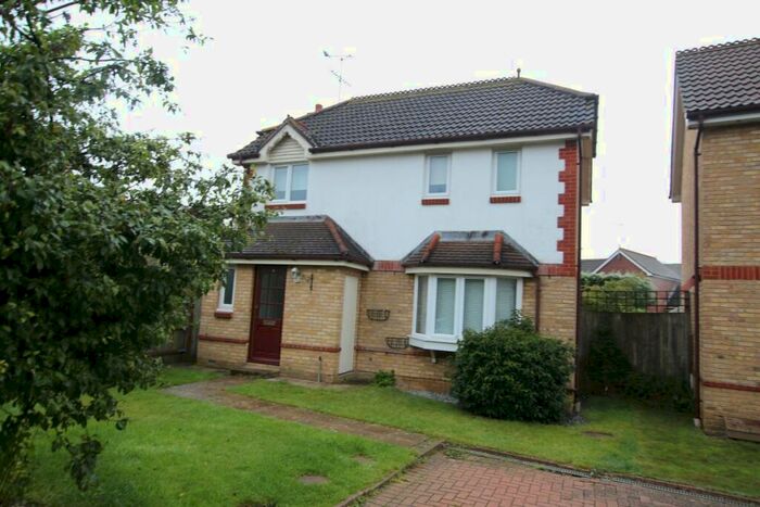 3 Bedroom Detached House To Rent In Tylden Way, Horsham, RH12