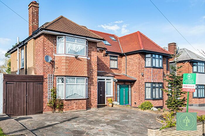 4 Bedroom Semi Detached House For Sale In Sheringham Avenue, London, N14
